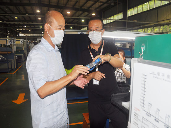 J9集团：：稳扎稳打助力脱贫攻坚2